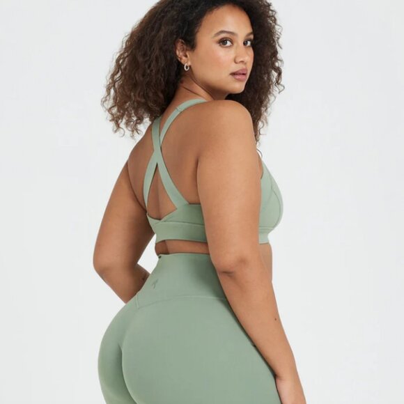 Oner Active TIMELESS WIDE STRAP SPORTS BRA - Picture 2 of 6